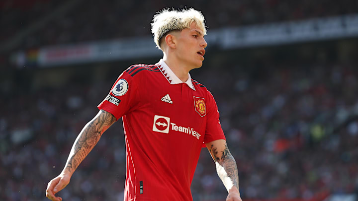 Manchester United v Fulham FC - Premier League