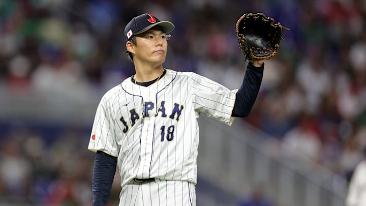 Yoshinobu Yamamoto recibió un gran contrato con los Dodgers