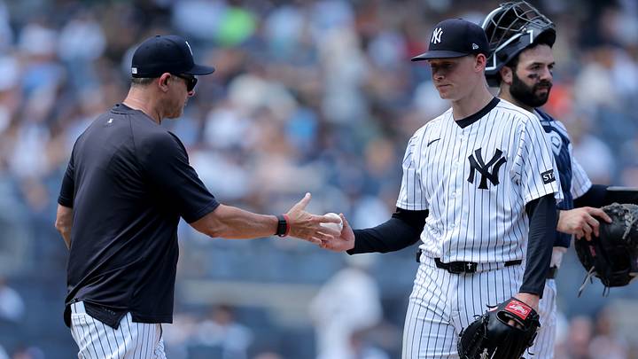 Jul 1, 2026; Bronx, New York, USA; New York Yankees manager Aaron Boone (17) takes the ball from starting pitcher Will Warren (29) during a pitching change during the sixth inning against the Detroit Tigers at Yankee Stadium. Mandatory Credit: Brad Penner-Imagn Images Jul 1, 2026; Bronx, New York, USA; New York Yankees manager Aaron Boone (17) takes the ball from starting pitcher Will Warren (29) during a pitching change during the sixth inning against the Detroit Tigers at Yankee Stadium. Mandatory Credit: Brad Penner-Imagn Images