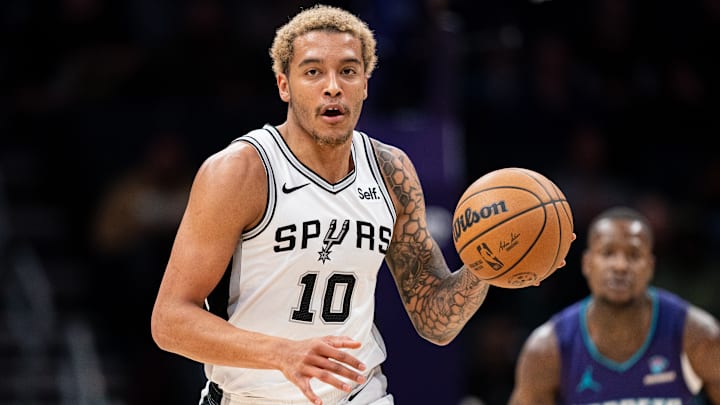 San Antonio Spurs v Charlotte Hornets