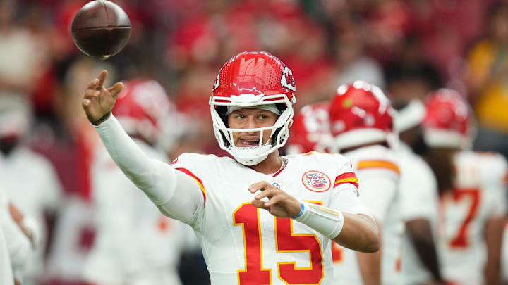 Kansas City Chiefs quarterback Patrick Mahomes (15) warms up before their preseason game against the Arizona Cardinals at State Farm Stadium on Aug. 9, 2025.