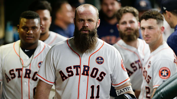 Evan Gattis reconoció que robó señas en la serie ante los Yankees en 2017