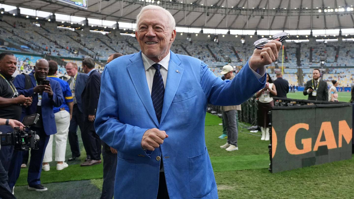 Dallas Cowboys Should Have Eyes on Rumored Pittsburgh Steelers Trade Candidate