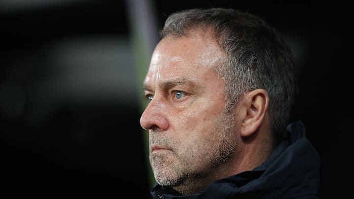 Hansi Flick a remporté le championnat l'an passé avec le FC Barcelone