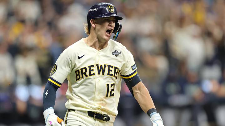 World Series: Tampa Bay Rays v Milwaukee Brewers - Game Two World Series: Tampa Bay Rays v Milwaukee Brewers - Game Two
