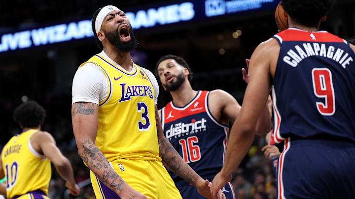 Los Angeles Lakers v Washington Wizards