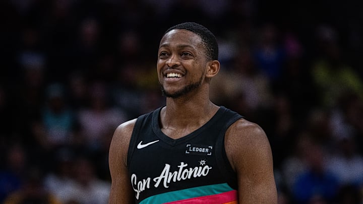 Jan 2, 2026; Indianapolis, Indiana, USA;  San Antonio Spurs guard De'Aaron Fox (4)  in the second half against the Indiana Pacers at Gainbridge Fieldhouse.