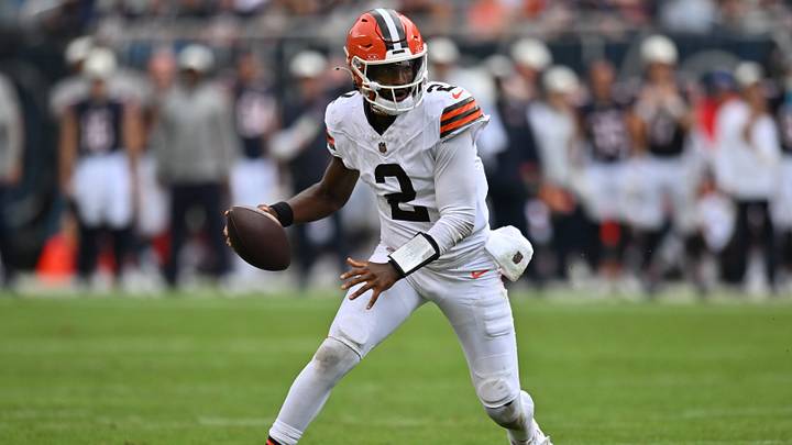 Aug 15, 2026; Chicago, Illinois, USA; Cleveland Browns quarterback Shedeur Sanders (2) looks to pass the ball against the Chicago Bears during the second half at Soldier Field. Mandatory Credit: Patrick Gorski-Imagn Images Aug 15, 2026; Chicago, Illinois, USA; Cleveland Browns quarterback Shedeur Sanders (2) looks to pass the ball against the Chicago Bears during the second half at Soldier Field. Mandatory Credit: Patrick Gorski-Imagn Images