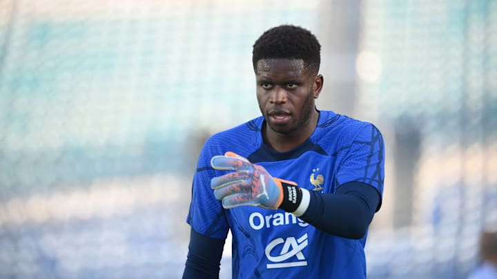 Brice Samba a connu sa première sélection ce vendredi face à Gibraltar. 