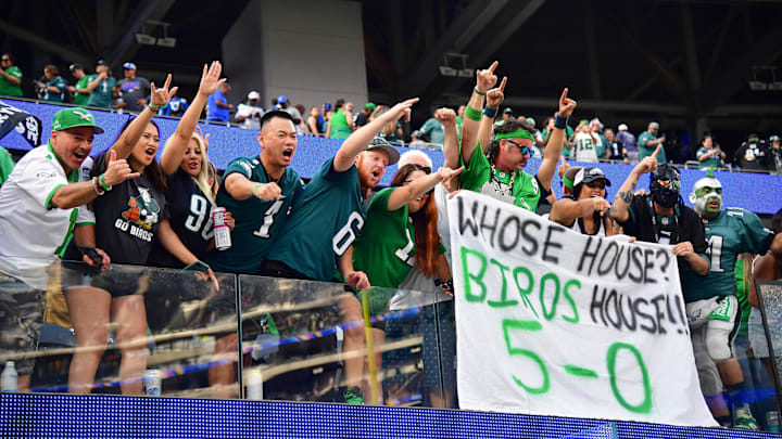 Philadelphia Eagles defender Jalen Carter claims the team's fans disrupted the Los Angeles Rams' offense in Week 5.