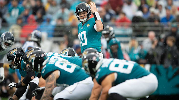 Dec 29, 2024; Jacksonville, Florida, USA; Jacksonville Jaguars quarterback Mac Jones (10) calling for motion against the Tennessee Titans in the first quarter at EverBank Stadium. Mandatory Credit: Jeremy Reper-Imagn Images