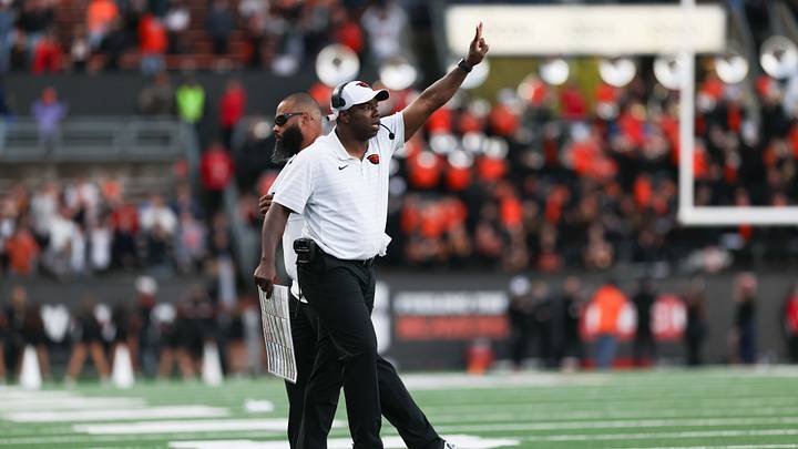 Sep 12, 2026; Corvallis, Oregon, USA; Oregon State coach JaMarcus Shephard gestures to go for two during the third quarter against Texas Tech at Reser Stadium. Mandatory Credit: Kallie Hansel-Tennes-Imagn Images Sep 12, 2026; Corvallis, Oregon, USA; Oregon State coach JaMarcus Shephard gestures to go for two during the third quarter against Texas Tech at Reser Stadium. Mandatory Credit: Kallie Hansel-Tennes-Imagn Images