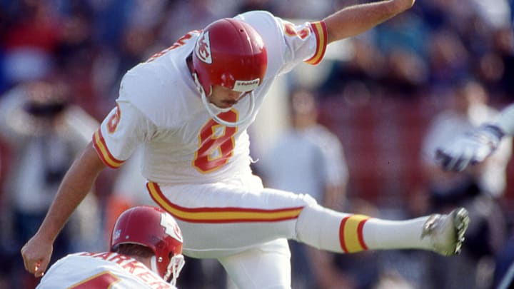 Kansas City Chiefs v Los Angeles Raiders
