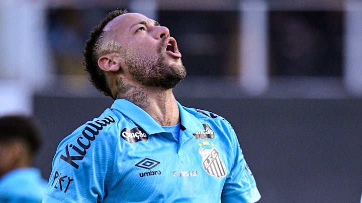 Neymar tem futuro incerto no Santos Neymar tem futuro incerto no Santos