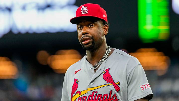 Jul 31, 2026; Toronto, Ontario, CAN; St. Louis Cardinals right fielder Jordan Walker (18) returns to the dugout during the game against the Toronto Blue Jays at Rogers Centre. Mandatory Credit: Kevin Sousa-Imagn Images Jul 31, 2026; Toronto, Ontario, CAN; St. Louis Cardinals right fielder Jordan Walker (18) returns to the dugout during the game against the Toronto Blue Jays at Rogers Centre. Mandatory Credit: Kevin Sousa-Imagn Images