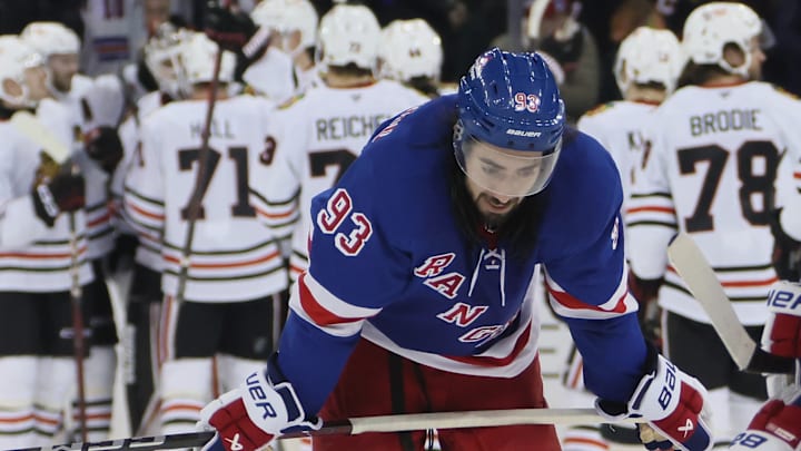 Chicago Blackhawks v New York Rangers
