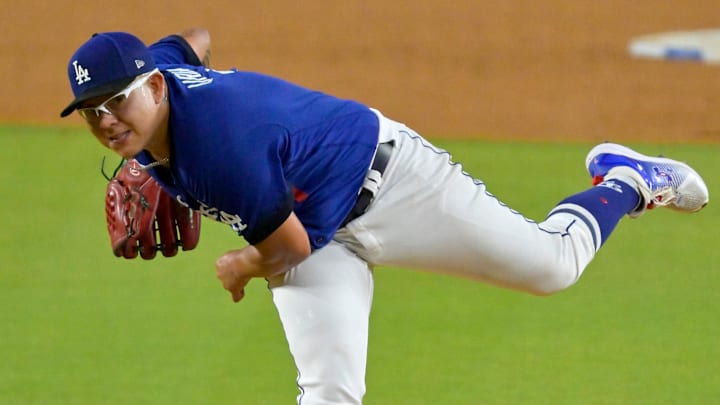 Los Dodgers evalúan el mercado de Julio Urías 