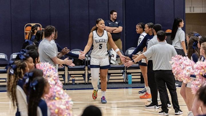 Sierra Canyon's Jerzy Robinson is America's top girls basketball prospect.