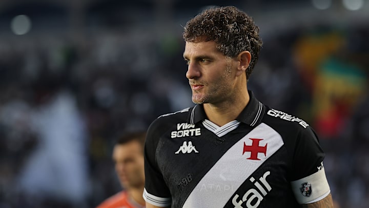 Vegetti busca reencontrar boa forma no ataque do Vasco 