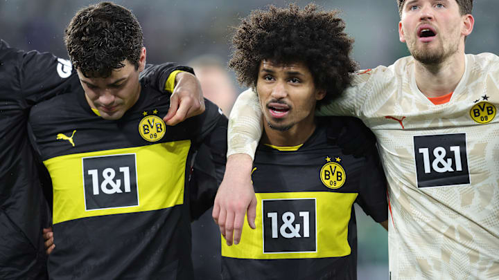 Karim Adeyemi (Mitte) steht offenbar beim SSC Neapel auf der Liste der möglichen Kvaratskhelia-Nachfolger.