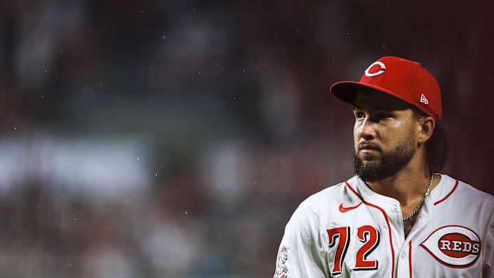 Jun 24, 2025; Cincinnati, Ohio, USA; Cincinnati Reds relief pitcher Lyon Richardson (72) walks off the field in the ninth inning against the New York Yankees at Great American Ball Park. Mandatory Credit: Katie Stratman-Imagn Images