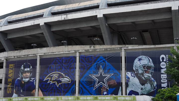 Banners of Baltimore Ravens safety Kyle Hamilton and Dallas Cowboys wide receiver Ceedee Lamb at Maracana Stadium. Banners of Baltimore Ravens safety Kyle Hamilton and Dallas Cowboys wide receiver Ceedee Lamb at Maracana Stadium.