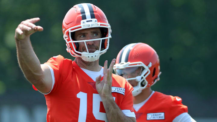 Cleveland Browns quarterback Joe Flacco (15) throws during practice at NFL minicamp, Wednesday, June 11, 2025, in Berea, Ohio.