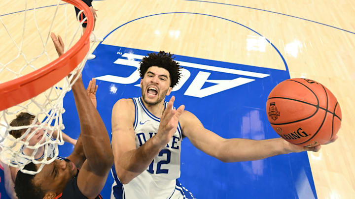 The public is backing Duke in its Round of 64 game against Siena.