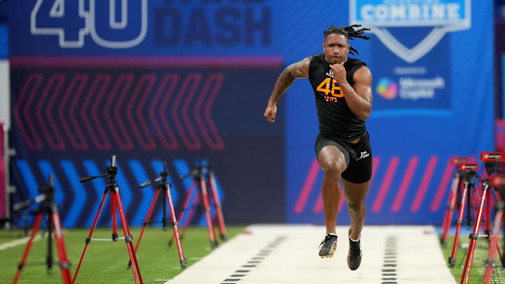 Mar 1, 2025; Indianapolis, IN, USA; e at Lucas Oil Stadium. Mandatory Credit: Kirby Lee-Imagn Images