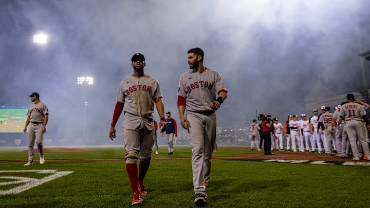 Xander Bogaerts y JD Martínez deberían quedarse en Boston
