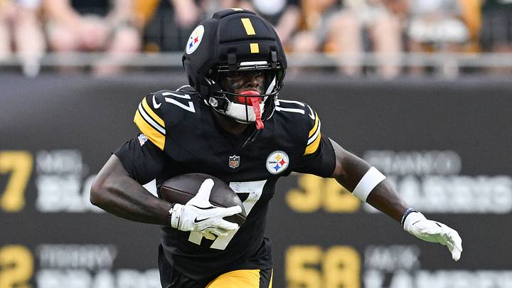 Aug 13, 2026; Pittsburgh, Pennsylvania, USA; Pittsburgh Steelers wide receiver Germie Bernard (17) runs after a catch against the Green Bay Packers during the first half at Acrisure Stadium. Mandatory Credit: Barry Reeger-Imagn Images Aug 13, 2026; Pittsburgh, Pennsylvania, USA; Pittsburgh Steelers wide receiver Germie Bernard (17) runs after a catch against the Green Bay Packers during the first half at Acrisure Stadium. Mandatory Credit: Barry Reeger-Imagn Images