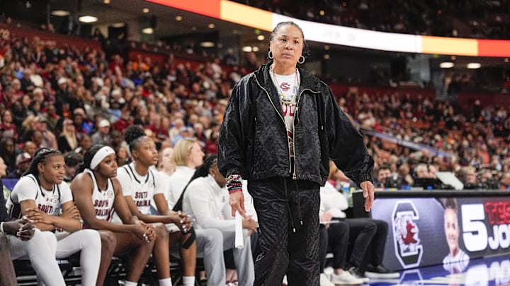 Mar 7, 2025; Greenville, SC, USA; South Carolina Gamecocks head coach Dawn Staley during the second half against the Vanderbilt Commodores at Bon Secours Wellness Arena. Mandatory Credit: Jim Dedmon-Imagn Images Mar 7, 2025; Greenville, SC, USA; South Carolina Gamecocks head coach Dawn Staley during the second half against the Vanderbilt Commodores at Bon Secours Wellness Arena. Mandatory Credit: Jim Dedmon-Imagn Images
