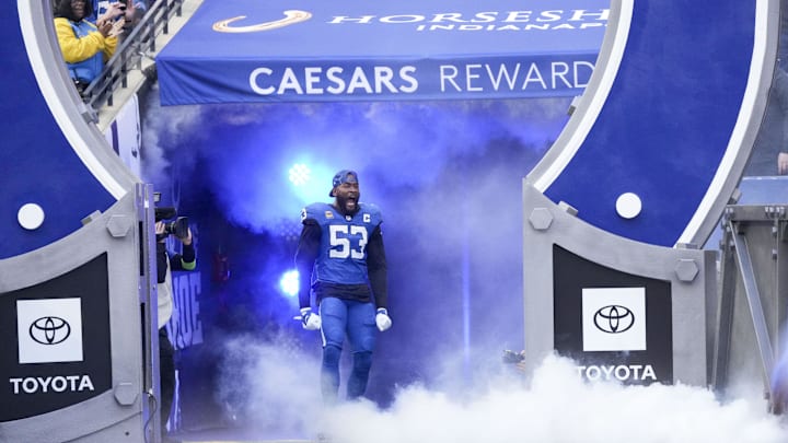 Oct 22, 2023; Indianapolis, Indiana, USA; Indianapolis Colts linebacker Shaquille Leonard (53) takes the field before the game against the Cleveland Browns at Lucas Oil Stadium. Mandatory Credit: Bob Scheer-Imagn Images