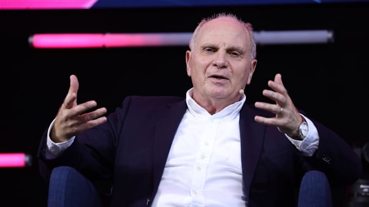 Uli Hoeneß hat in einem Podcast erneut mächtig Dampf abgelassen Uli Hoeneß hat in einem Podcast erneut mächtig Dampf abgelassen