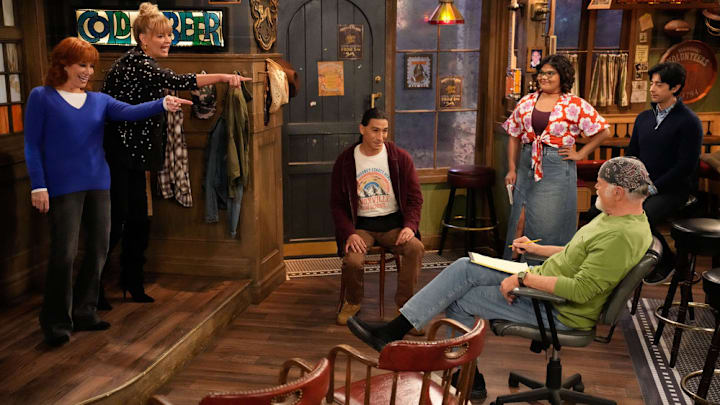Happy's Place season 1