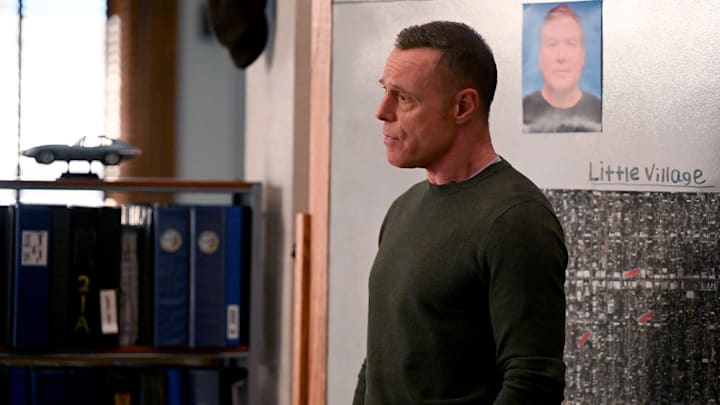 CHICAGO P.D. -- "Escape" Episode 11004 -- Pictured: Jason Beghe as Hank Voight -- (Photo by: Lori Allen/NBC)