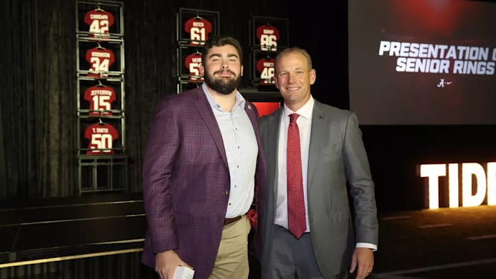 Alabama Offensive Lineman Graham Roten (61) receives his senior ring during the Alabama football banquet at the Hank Crisp Indoor Facility in Tuscaloosa, AL on Sunday, Dec 8, 2024.