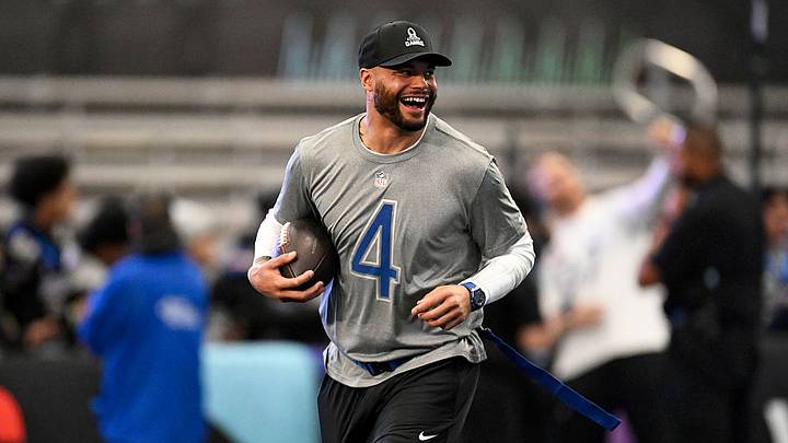 Dak Prescott y los Cowboys regresan a la actividad en el training camp. Dak Prescott y los Cowboys regresan a la actividad en el training camp.
