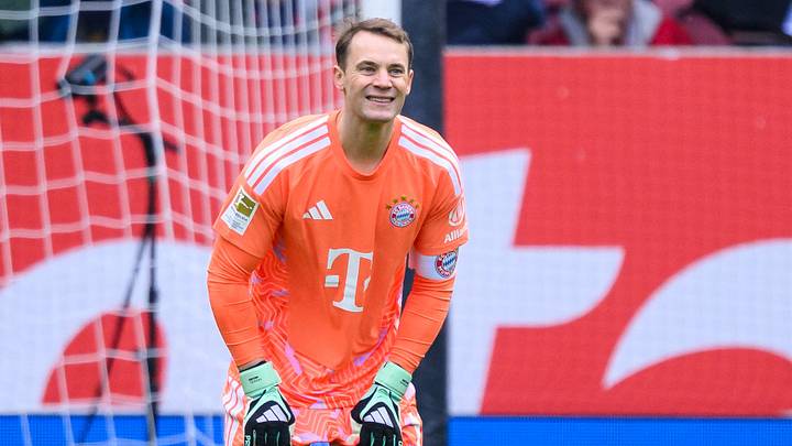 Manuel Neuer machte gegen Augsburg keine glückliche Figur Manuel Neuer machte gegen Augsburg keine glückliche Figur