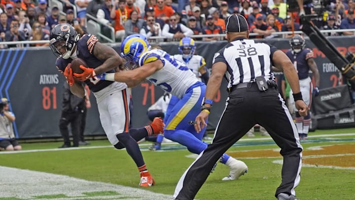 DJ Moore catches a 9-yard touchdown pass from Caleb Williams. The Bears offense needs even more of these except longer. DJ Moore catches a 9-yard touchdown pass from Caleb Williams. The Bears offense needs even more of these except longer.