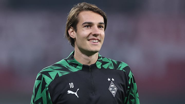 Florian Neuhaus könnte Borussia Mönchengladbach verlassen Florian Neuhaus könnte Borussia Mönchengladbach verlassen