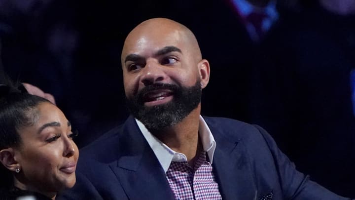 Dec 9, 2023; Las Vegas, Nevada, USA; Former NBA player Carlos Boozer looks on in the first half of the in season tournament championship final between the Los Angeles Lakers and the Indiana Pacers at T-Mobile Arena. Mandatory Credit: Kyle Terada-Imagn Images Dec 9, 2023; Las Vegas, Nevada, USA; Former NBA player Carlos Boozer looks on in the first half of the in season tournament championship final between the Los Angeles Lakers and the Indiana Pacers at T-Mobile Arena. Mandatory Credit: Kyle Terada-Imagn Images