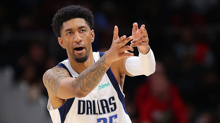 Dallas Mavericks v Atlanta Hawks