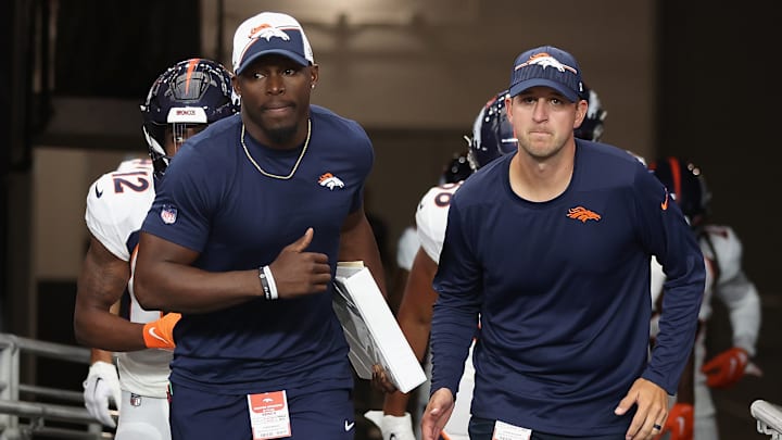 Denver Broncos, Chris Banjo