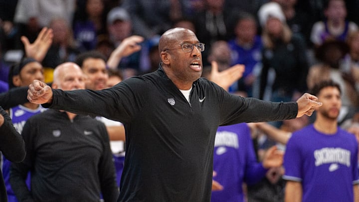 Dec 21, 2024; Sacramento, California, USA; Sacramento Kings head coach Mike Brown calls for a foul during the fourth quarter of the game against the Los Angeles Lakers at Golden 1 Center. Mandatory Credit: Ed Szczepanski-Imagn Images