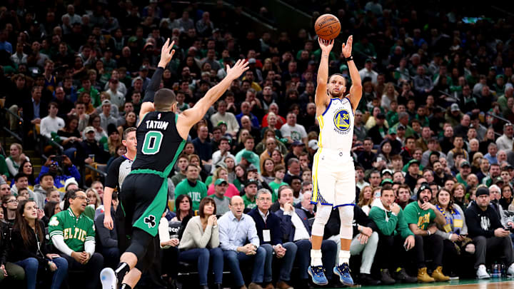 Warriors y Celtics empataron su serie de temporada regular