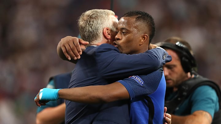 Evra a encensé Didier Deschamps