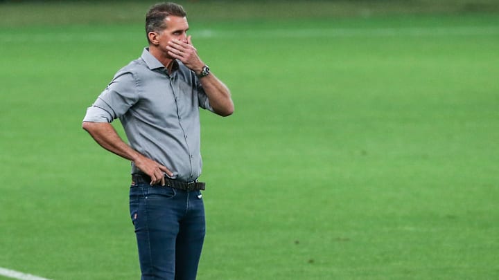 Técnico Vagner Mancini voltou ao Grêmio para afastar time do Z-4