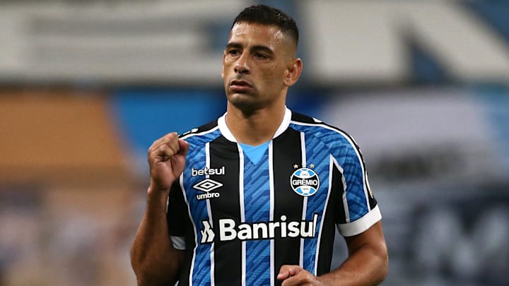 Mirassol e Grêmio se enfrentam pela 1ª fase da Copa do Brasil. Mirassol e Grêmio se enfrentam pela 1ª fase da Copa do Brasil.