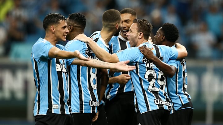 Grêmio não quer se aproximar do Z-4